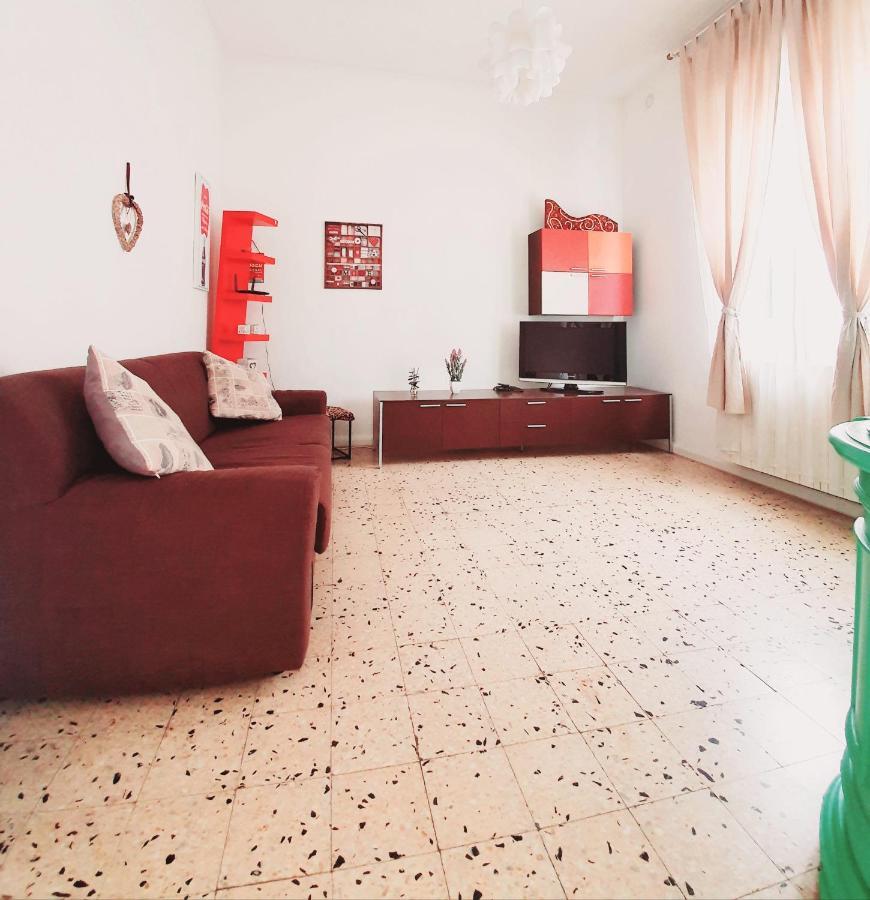 Accogliente Casa Indipendente Con Wi-Fi Gratuito, A Due Passi Dal Centro E Dalle Attrazioni Ravenna Exteriér fotografie